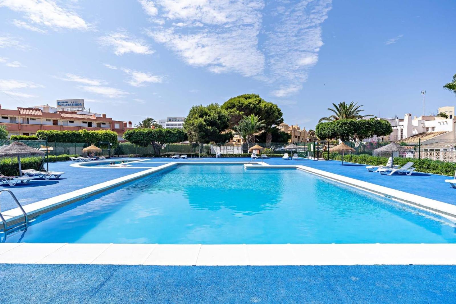 Capri - Pueblo Italia Apartment Roquetas de Mar Bagian luar foto